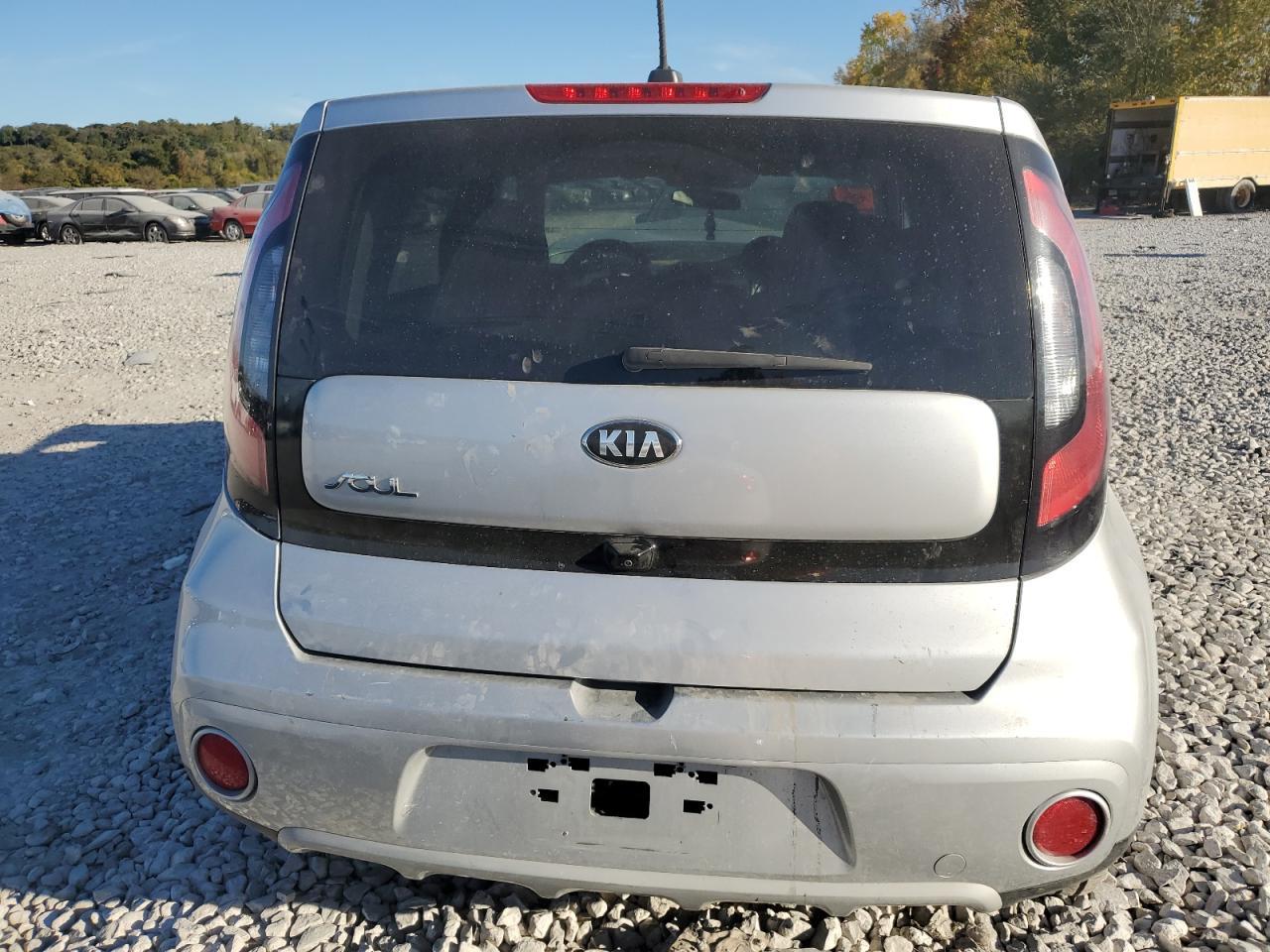 2019 KIA SOUL + - Image 6