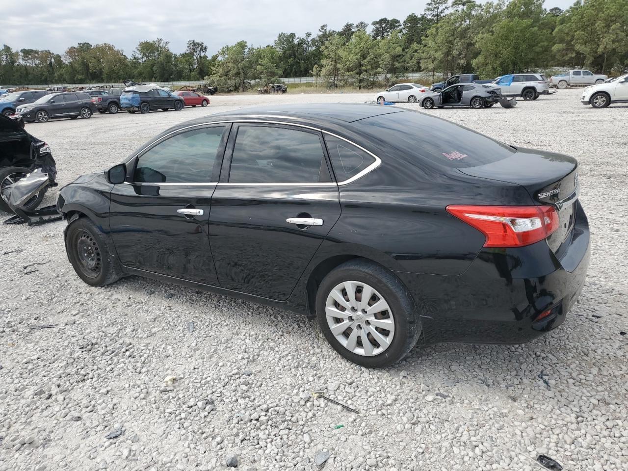2017 NISSAN SENTRA S - Фото 2