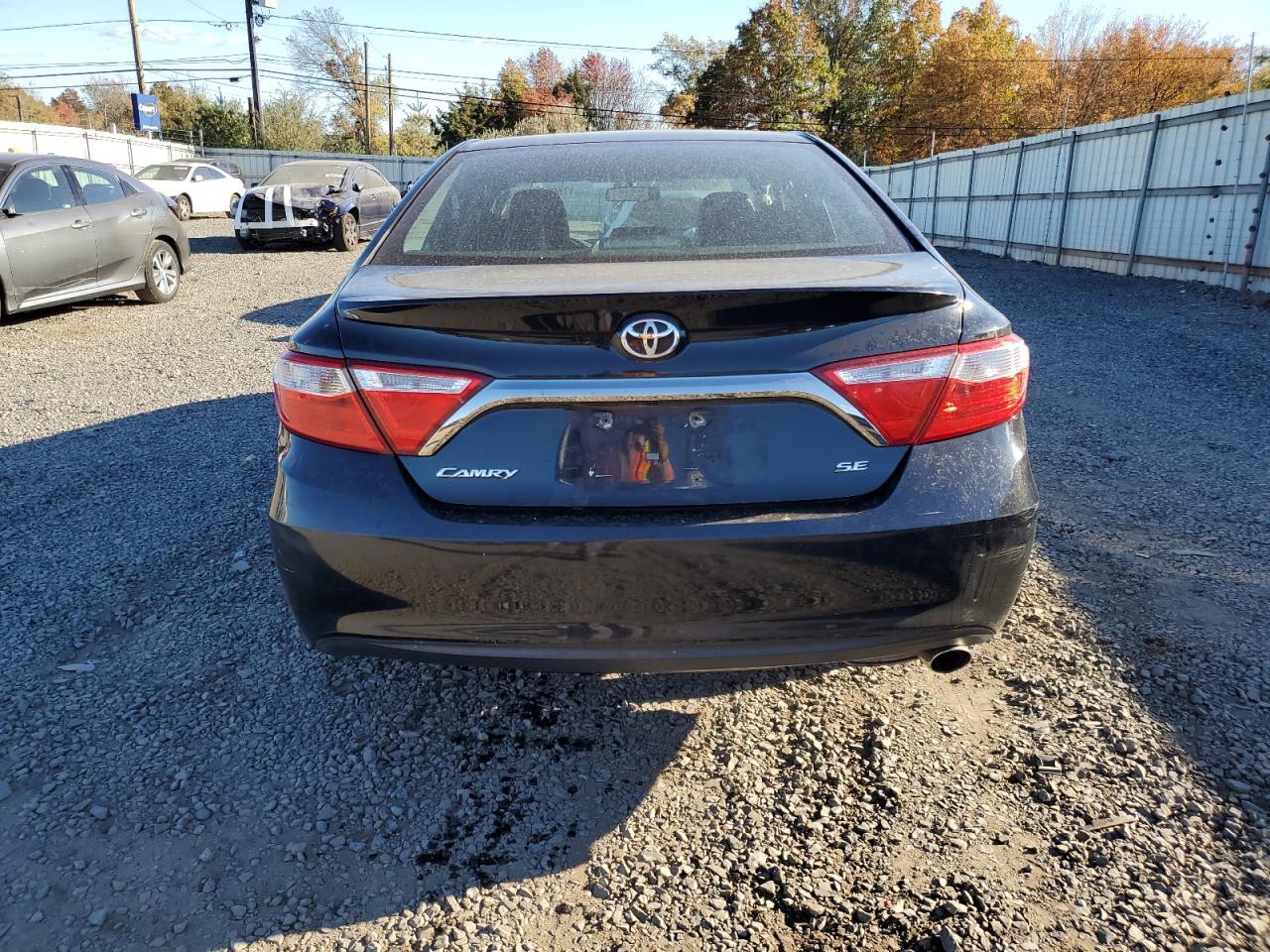 2017 TOYOTA CAMRY LE - Фото 6