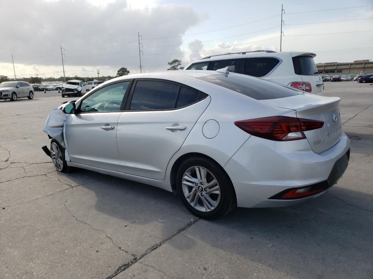 2019 HYUNDAI ELANTRA SE - Фото 2