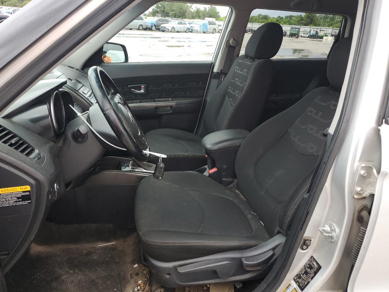 2013 KIA SOUL + - Image 7
