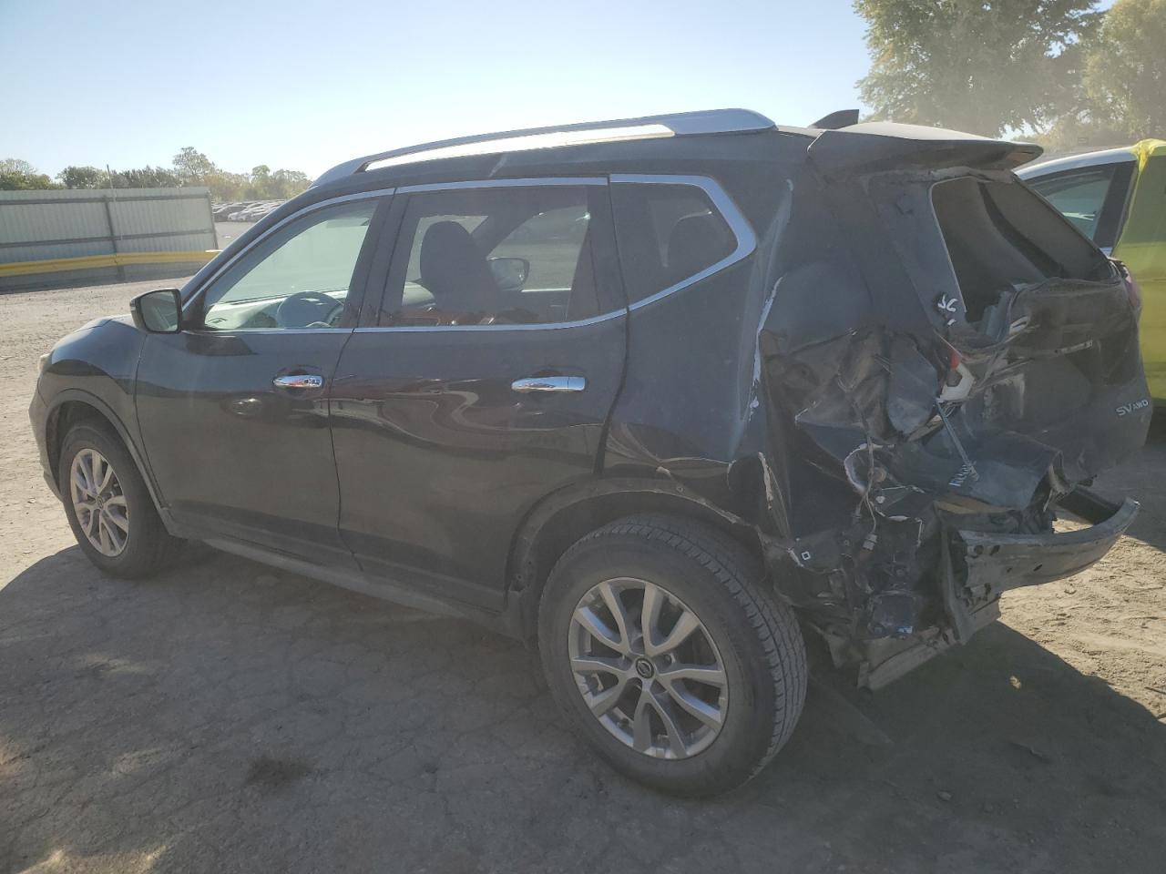 2017 NISSAN ROGUE S - Фото 2