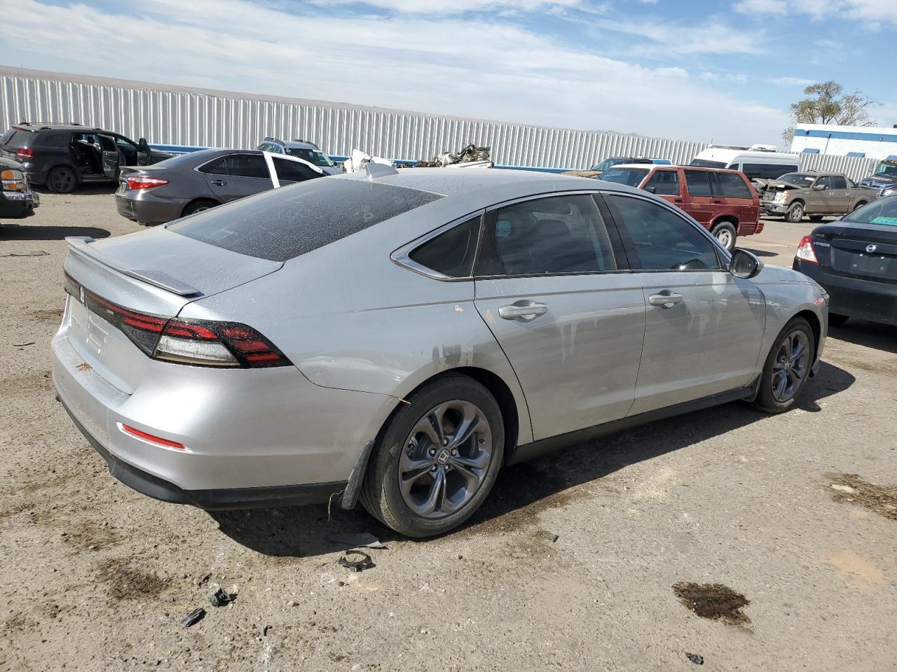 2024 HONDA ACCORD EX - Фото 3