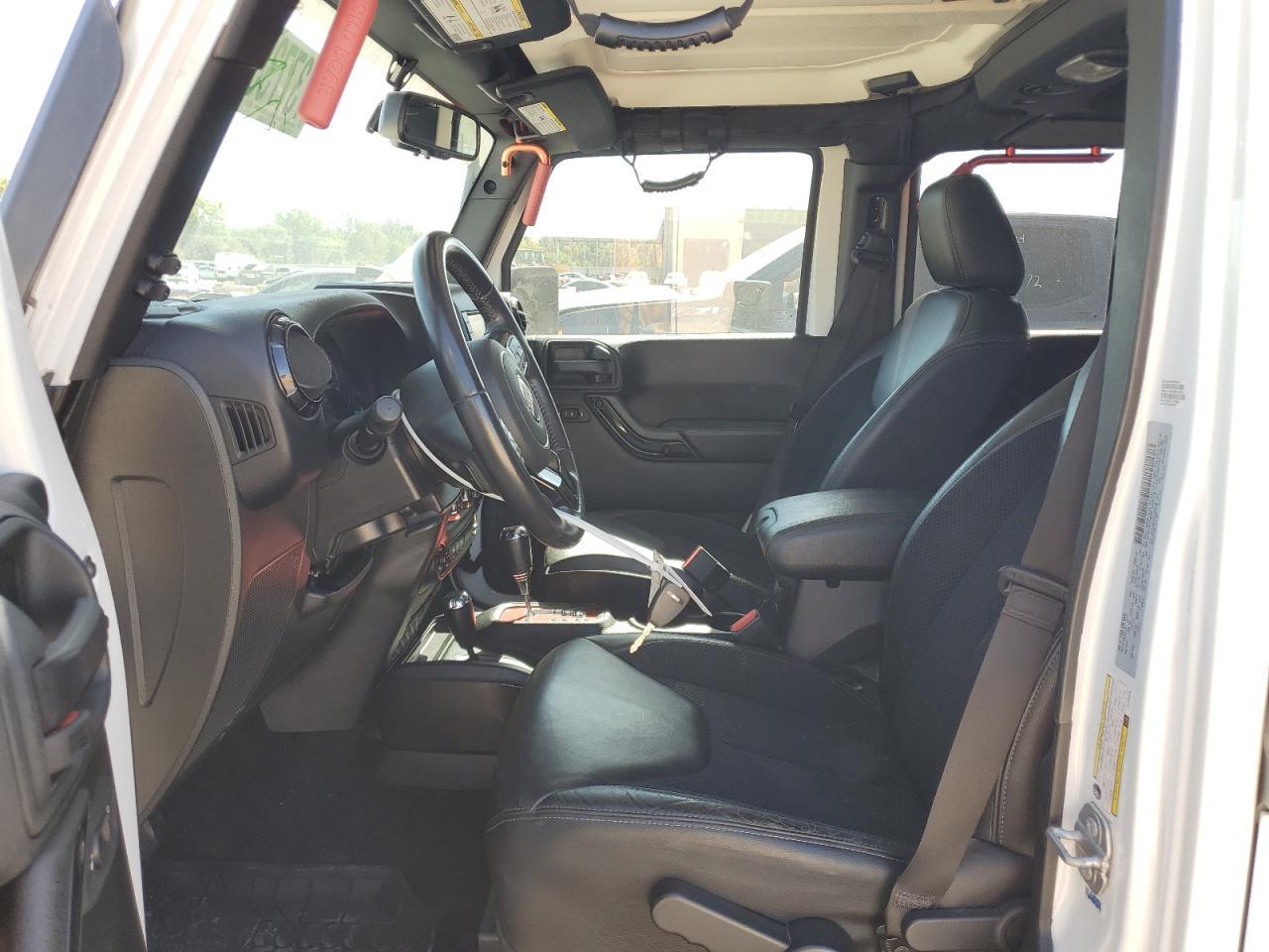 2017 JEEP WRANGLER U - Фото 7