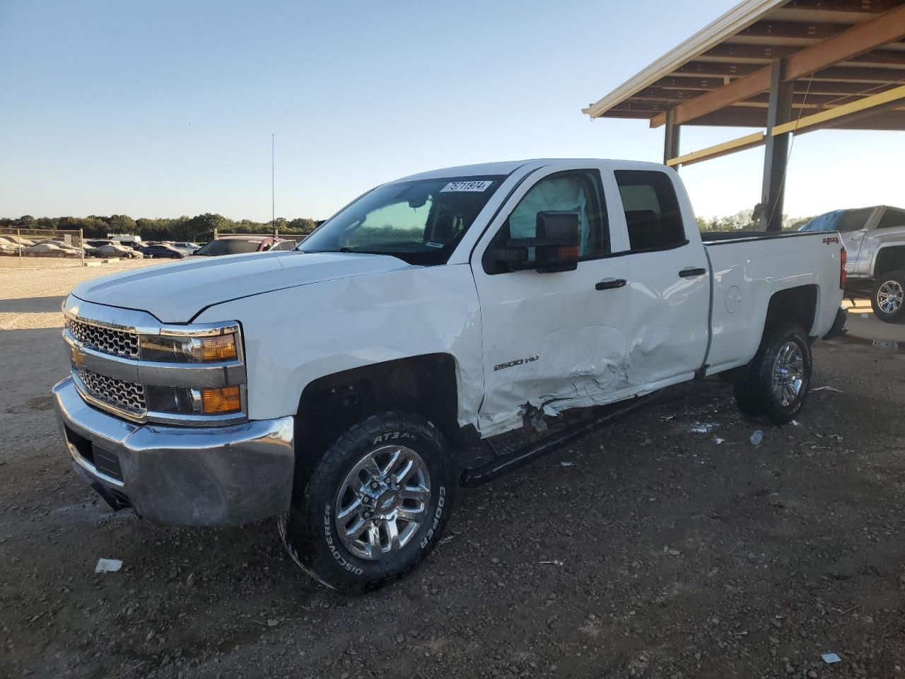 2019 CHEVROLET SILVERADO car image