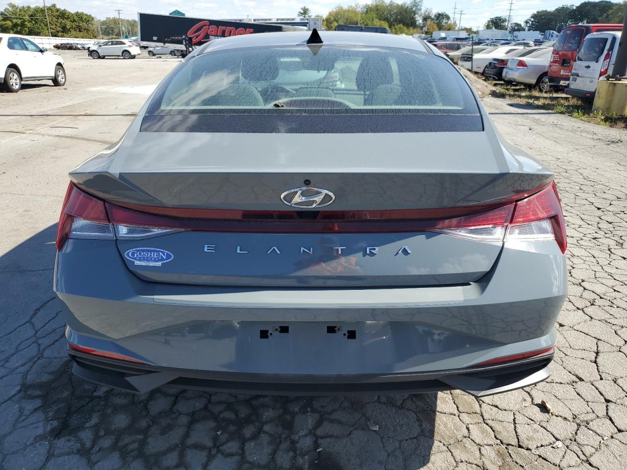 2022 HYUNDAI ELANTRA SE - Фото 6