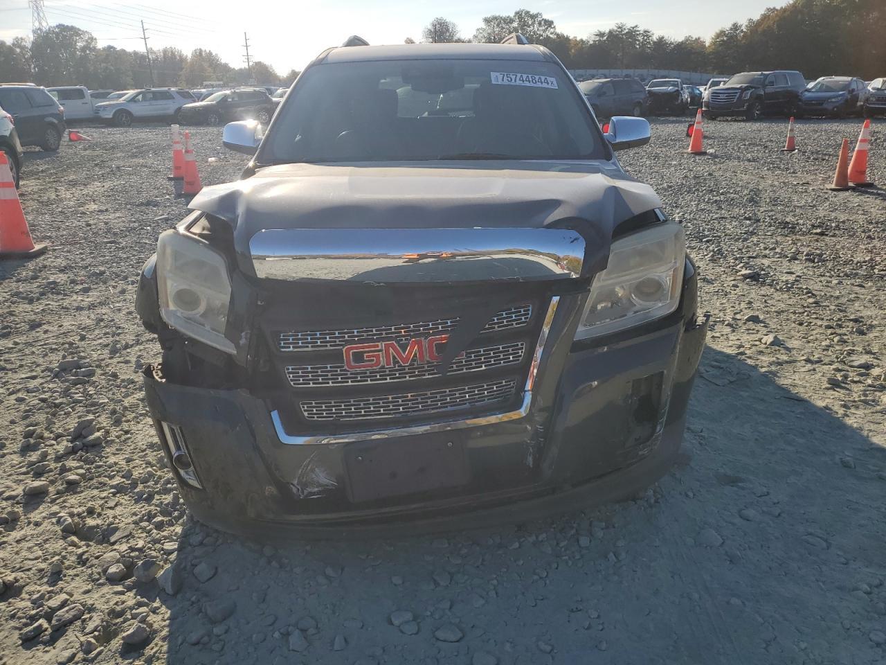 2014 GMC TERRAIN SL - Фото 5