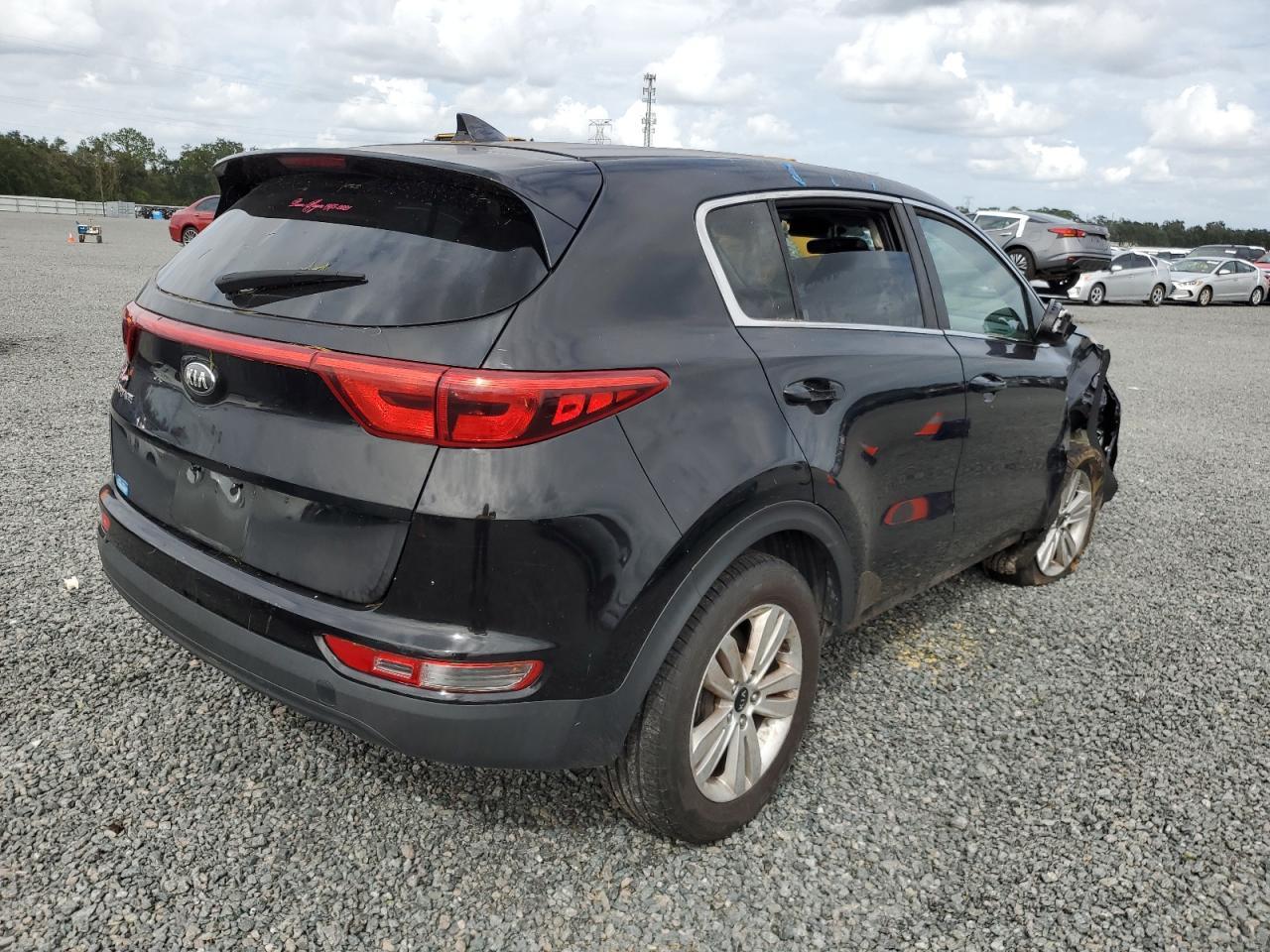 2017 KIA SPORTAGE L - Image 3