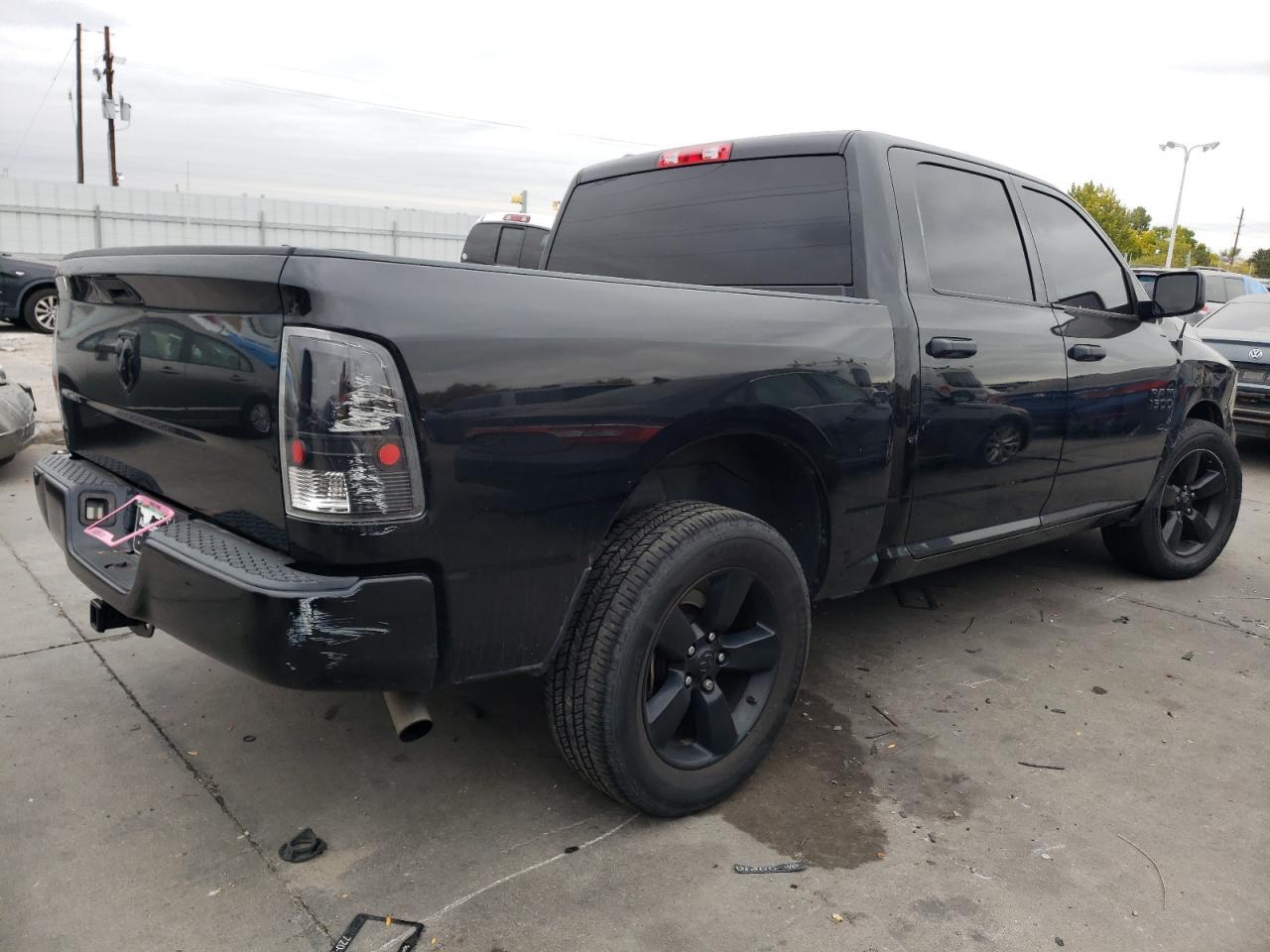 2018 RAM 1500 ST - Фото 3