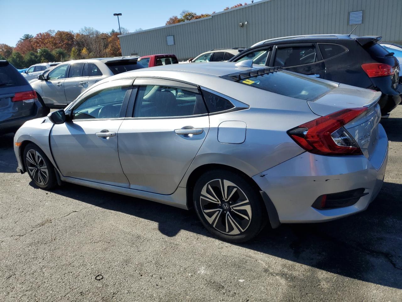 2018 HONDA CIVIC EX - Image 2