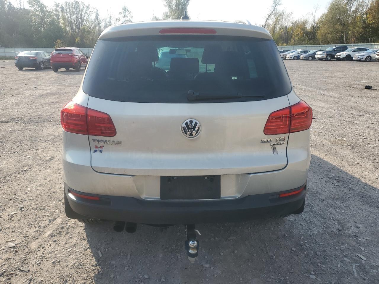 2014 VOLKSWAGEN TIGUAN S - Фото 6