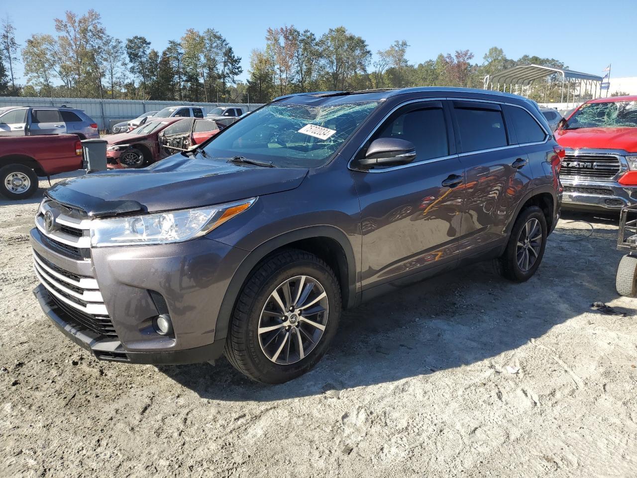 2019 TOYOTA HIGHLANDER