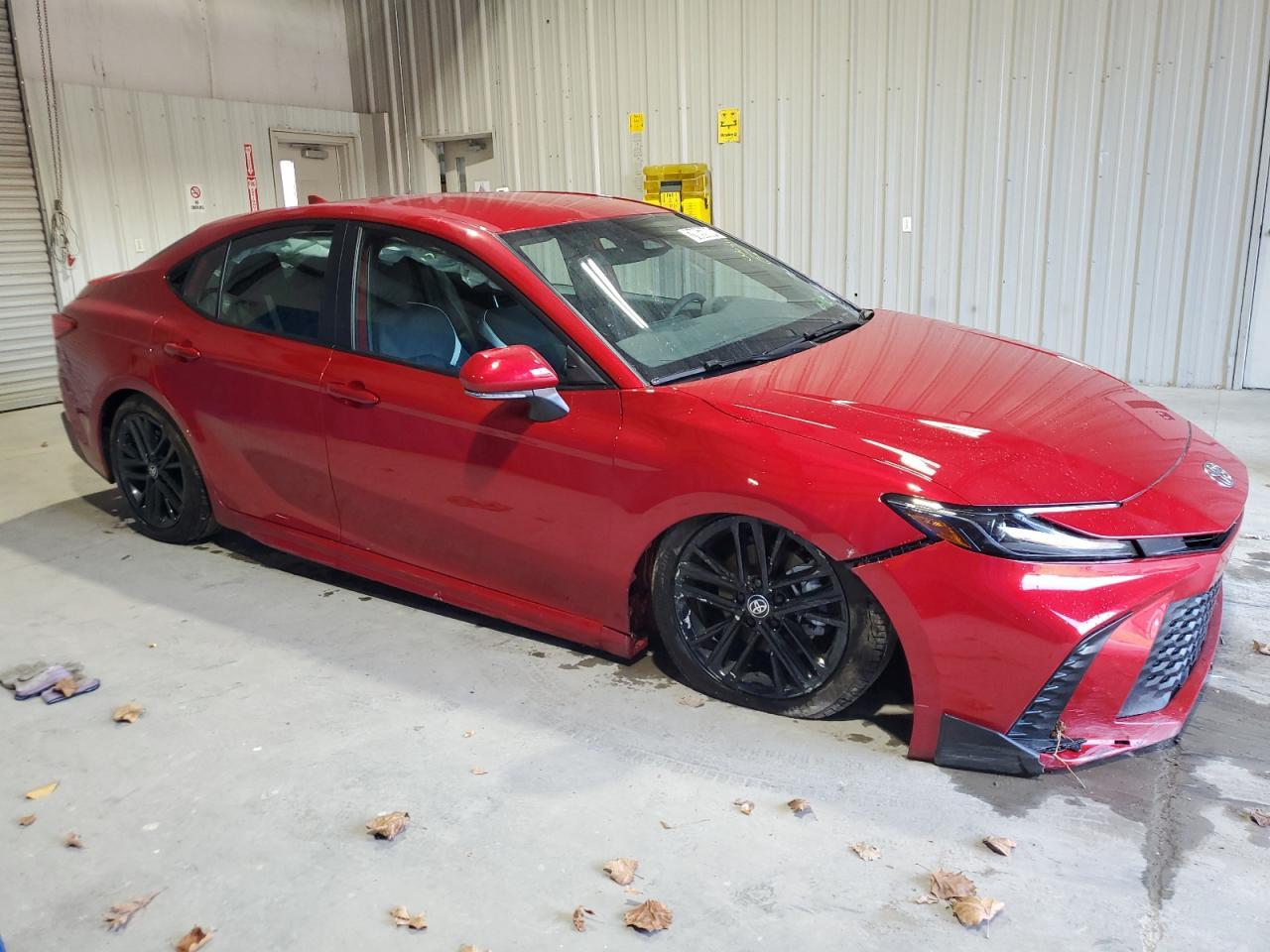 2025 TOYOTA CAMRY XSE - Фото 4
