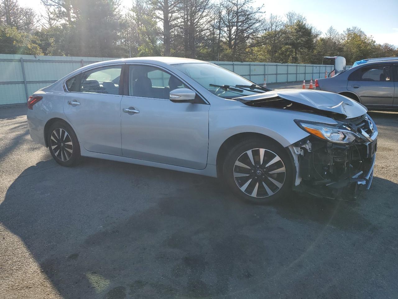 2018 NISSAN ALTIMA 2.5 - Фото 4