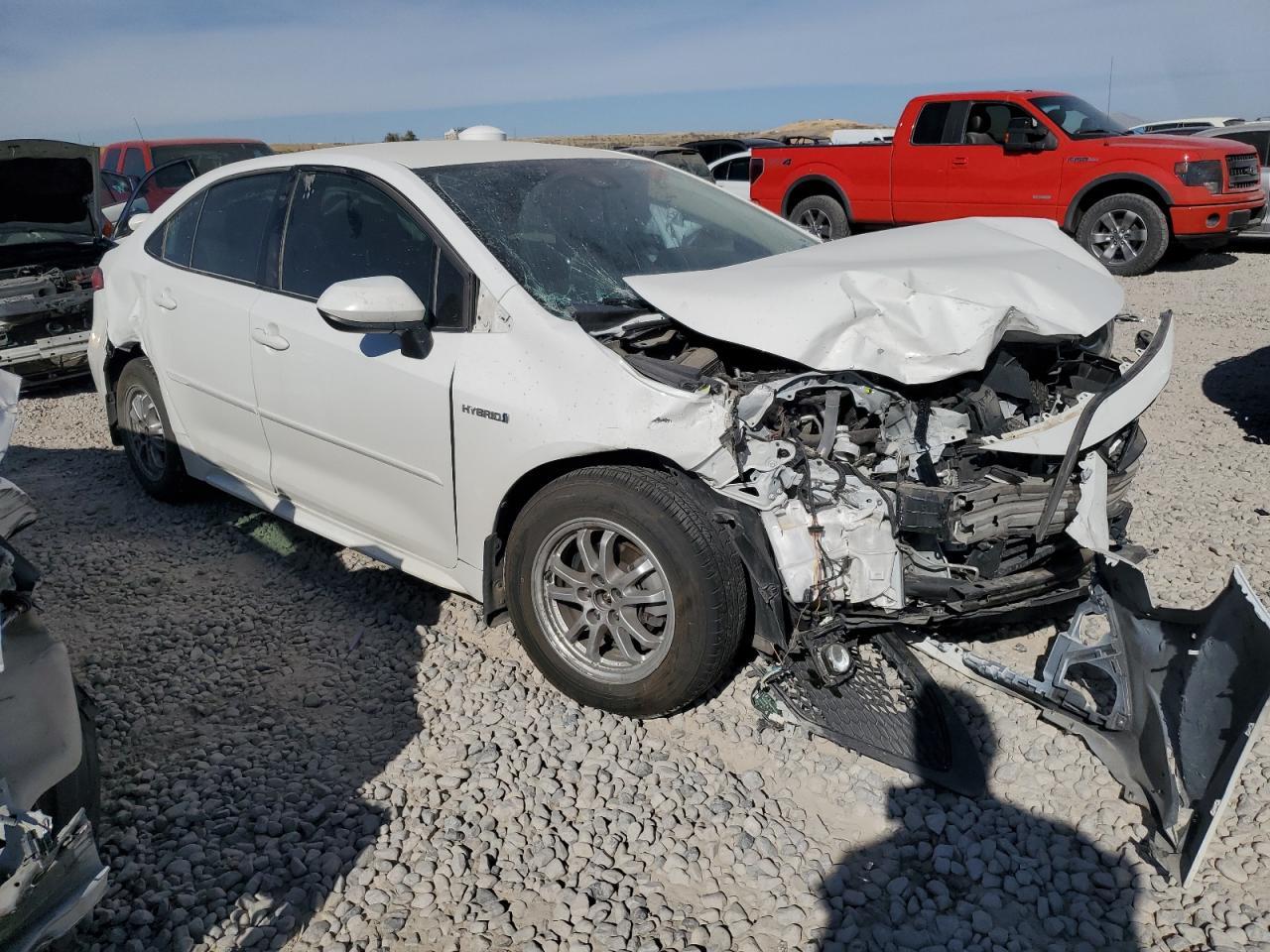 2021 TOYOTA COROLLA LE - Фото 4