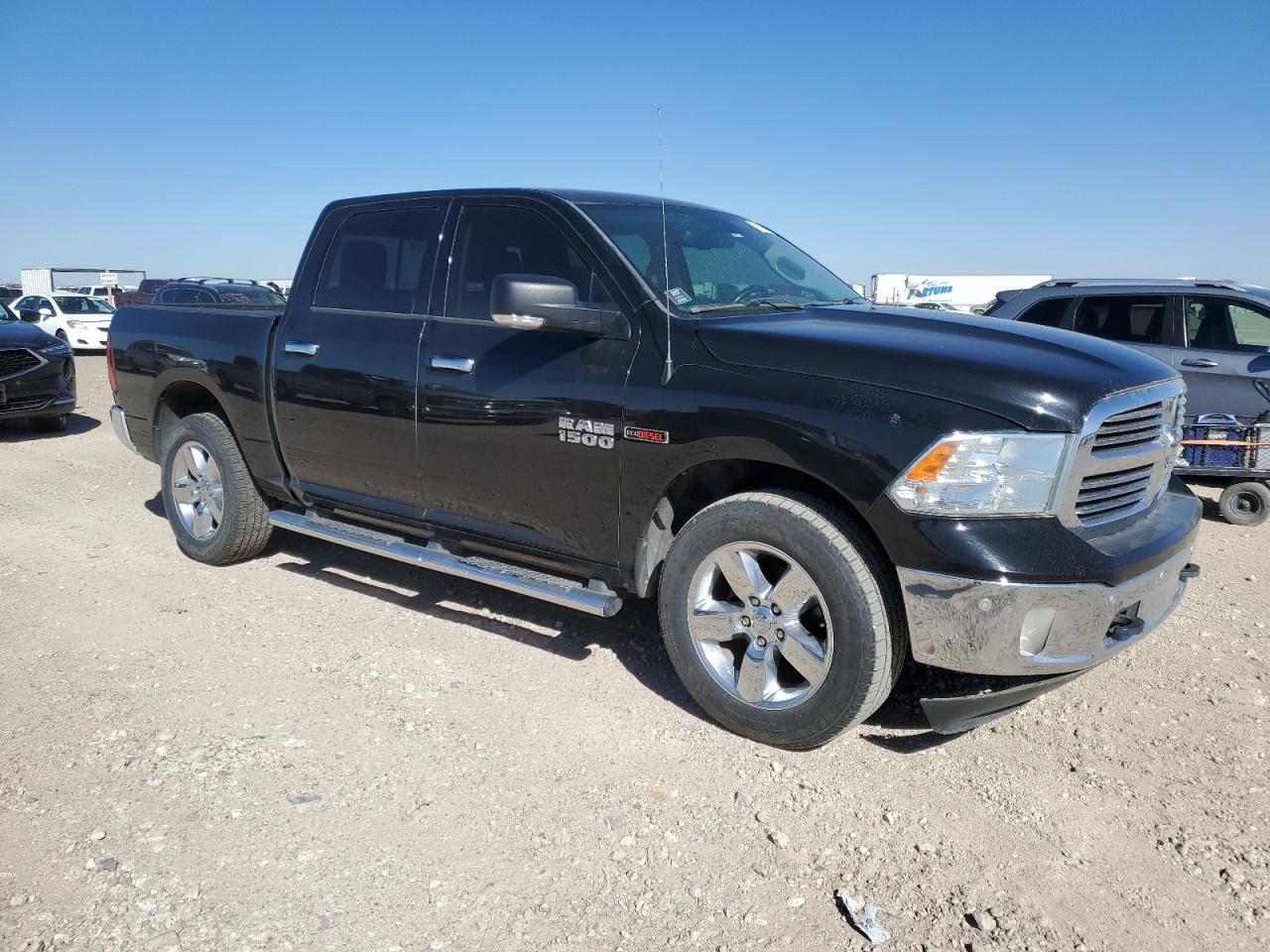 2015 RAM 1500 SLT - Image 4