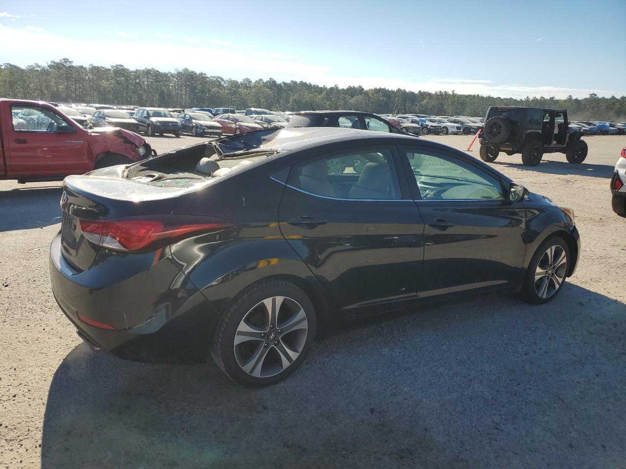 2015 HYUNDAI ELANTRA SE - Фото 3