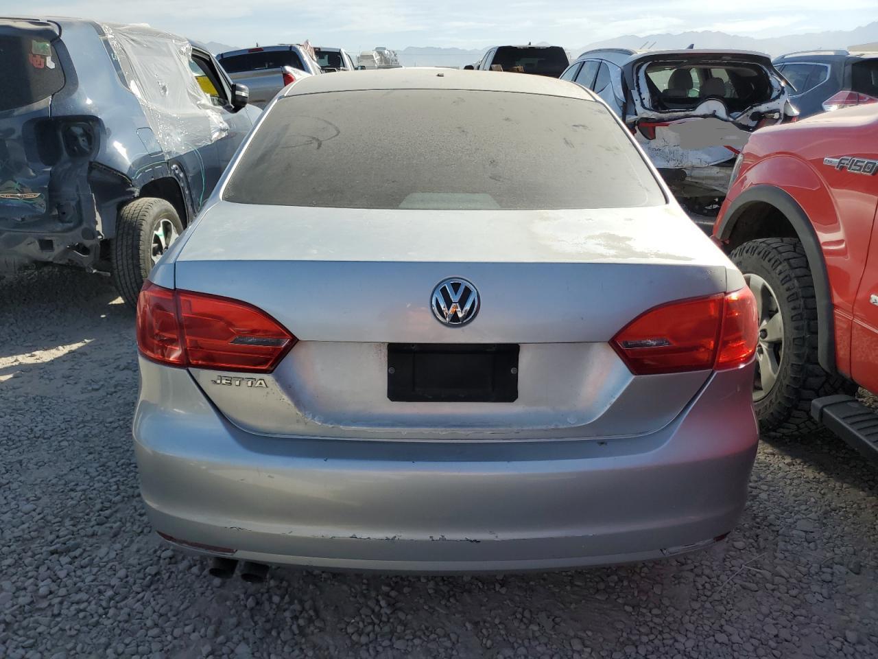 2013 VOLKSWAGEN JETTA BASE - Фото 6