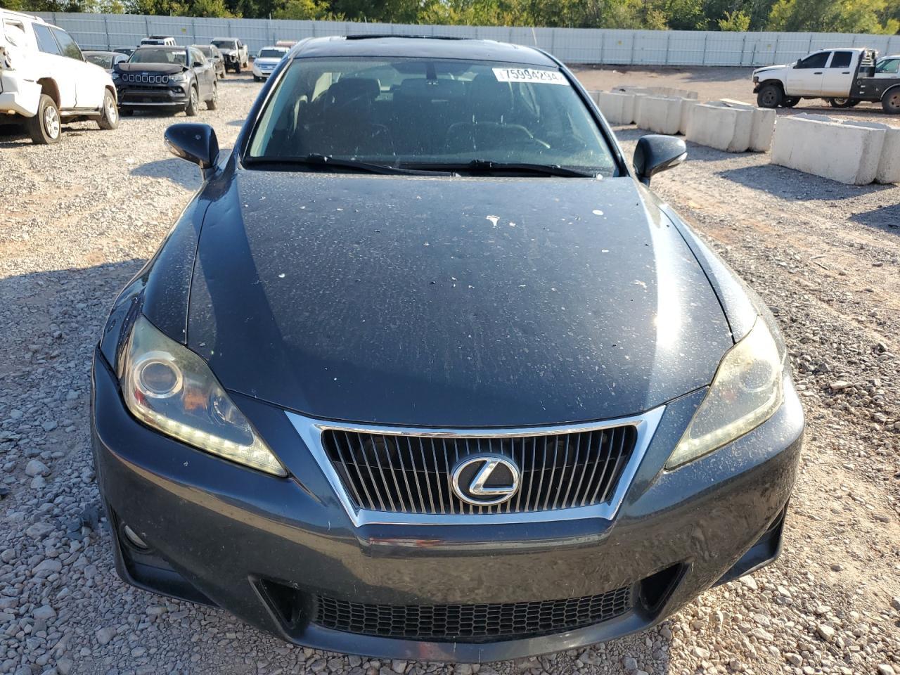 2011 LEXUS IS 250 - Image 5