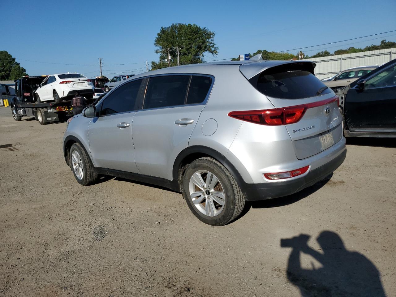 2017 KIA SPORTAGE L - Image 2
