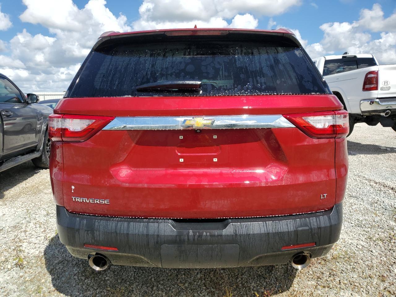 2021 CHEVROLET TRAVERSE L - Фото 6