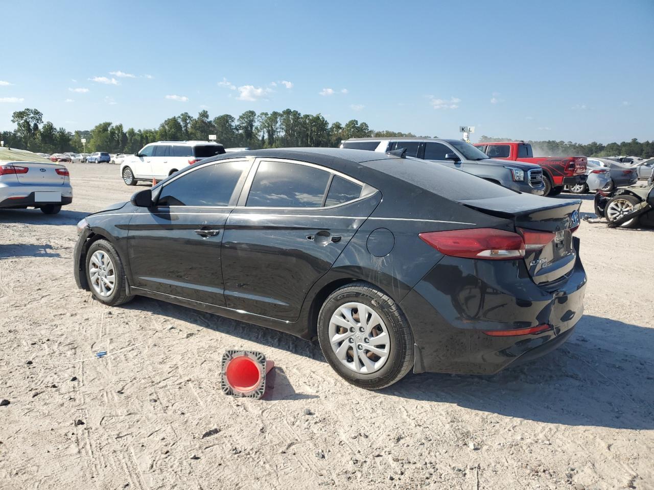 2017 HYUNDAI ELANTRA SE - Фото 2