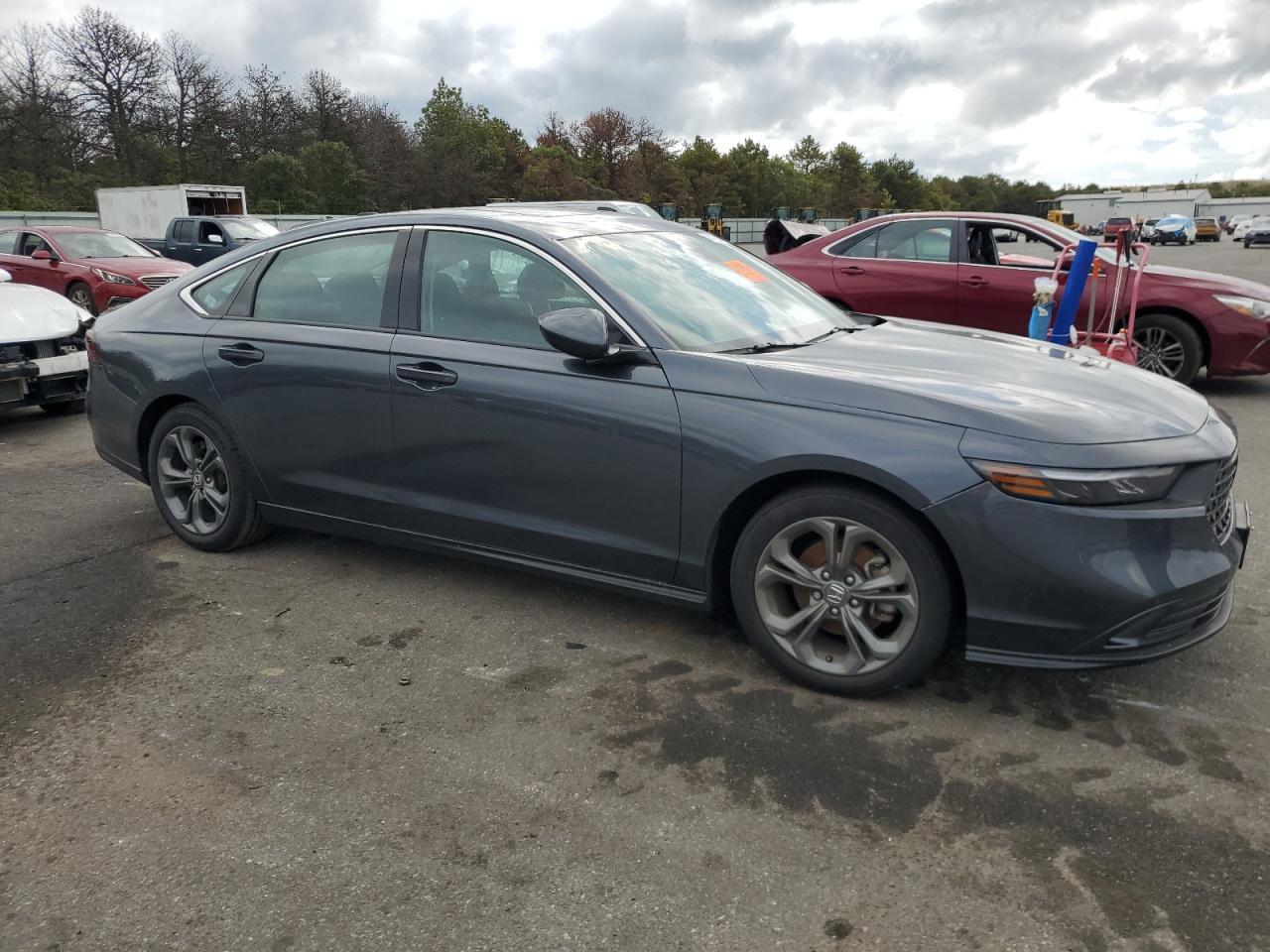 2024 HONDA ACCORD EX - Фото 4