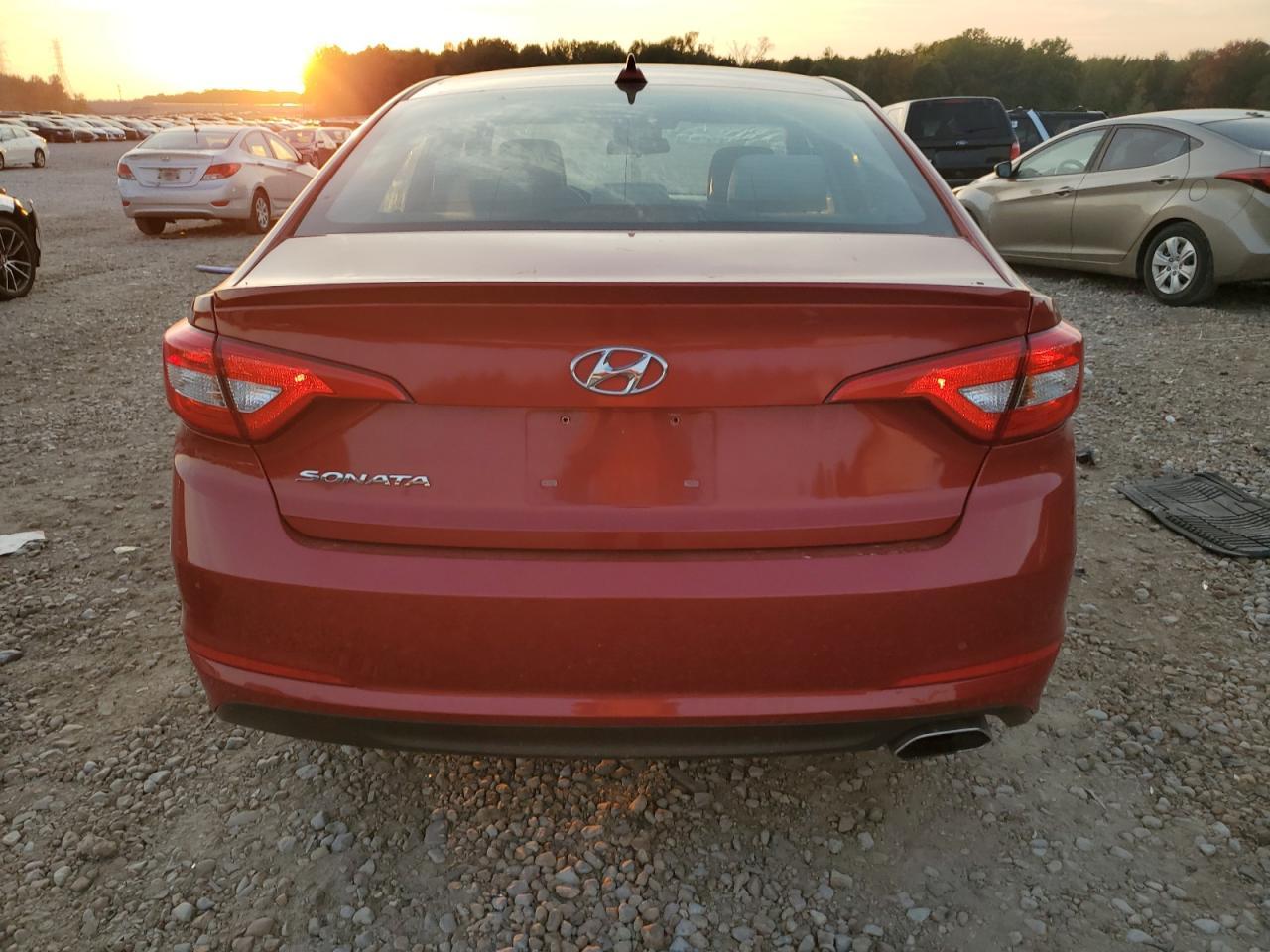 2017 HYUNDAI SONATA SE - Фото 6