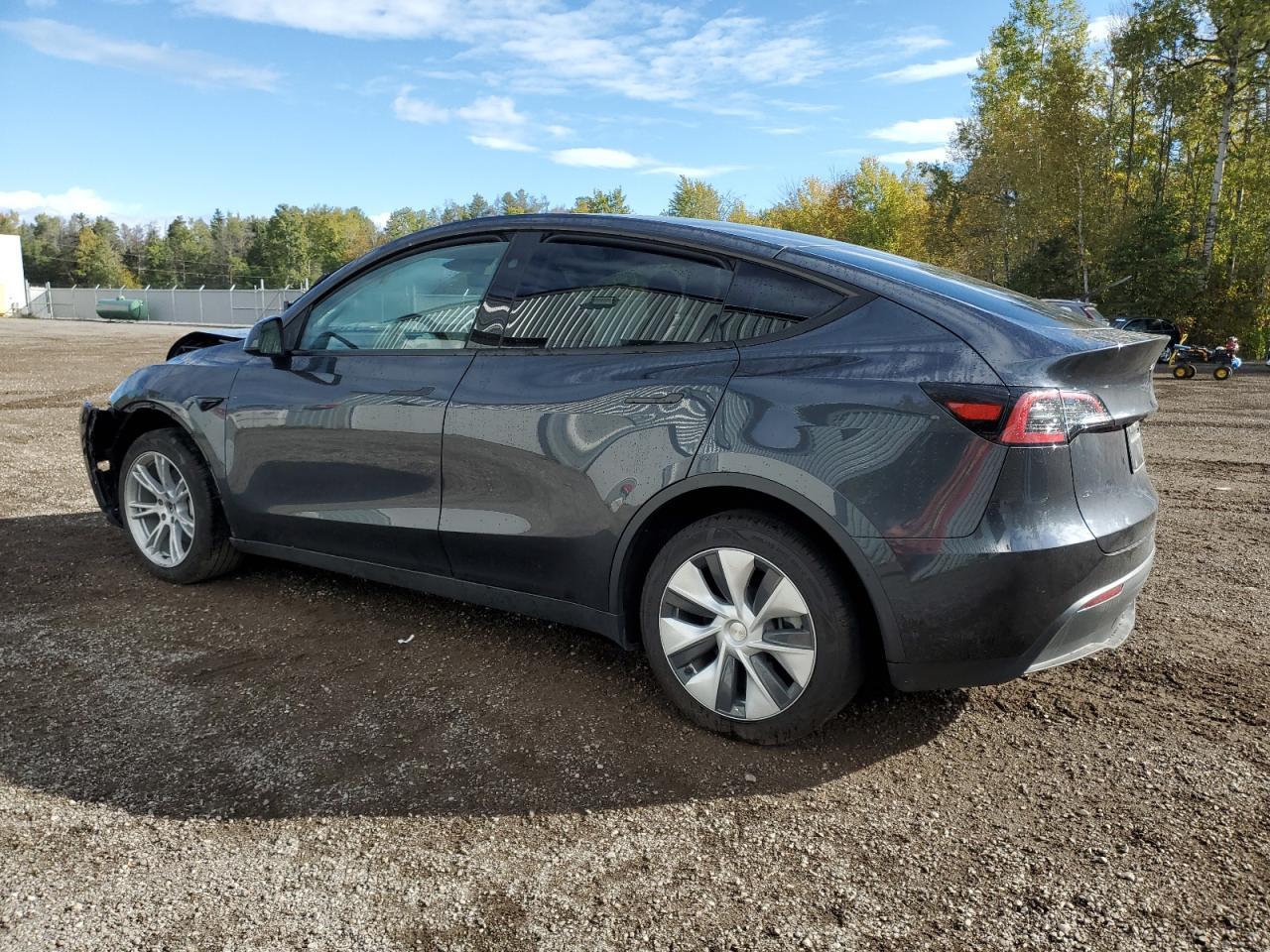 2024 TESLA MODEL Y - Image 2