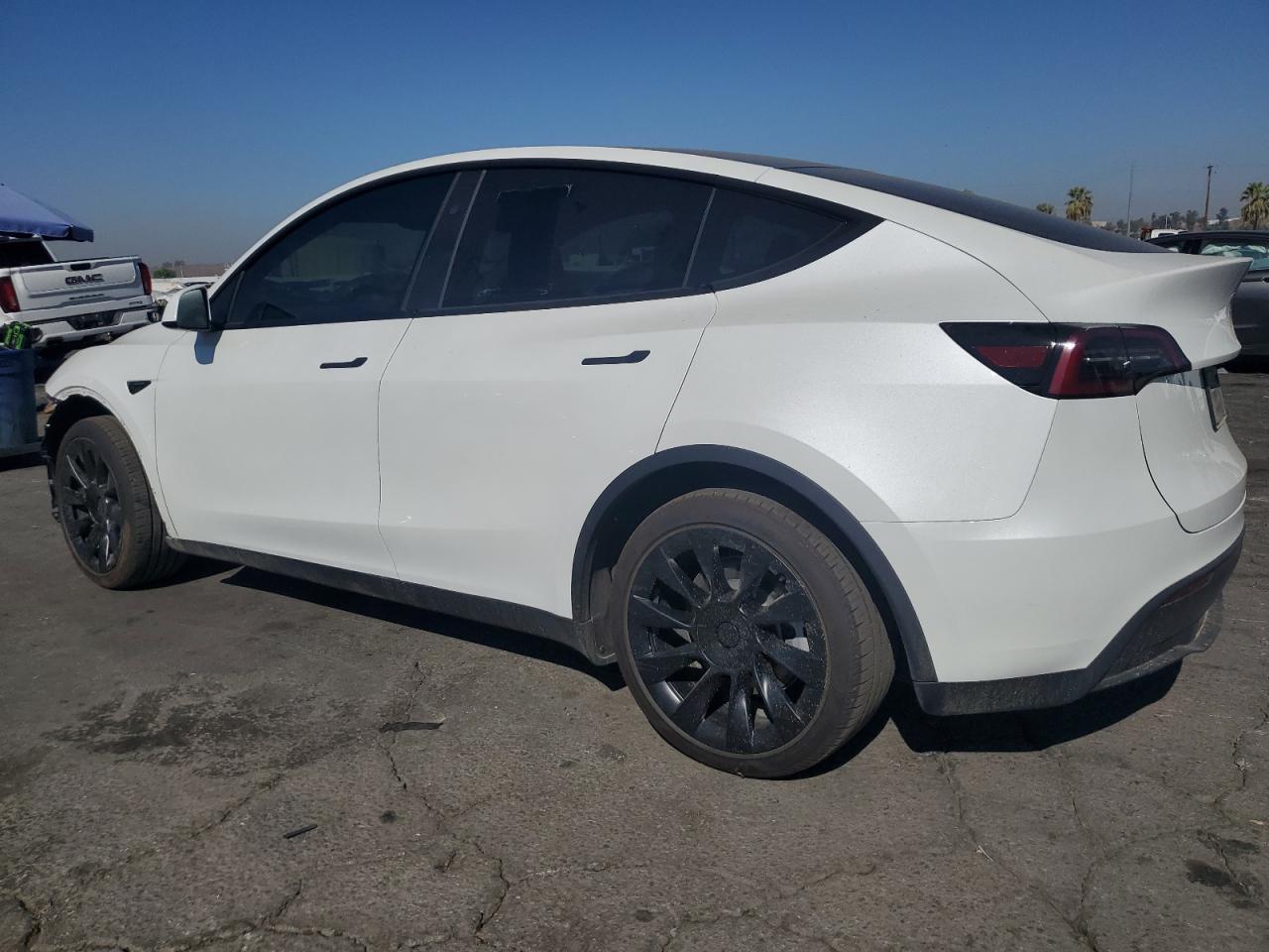 2024 TESLA MODEL Y - Image 2