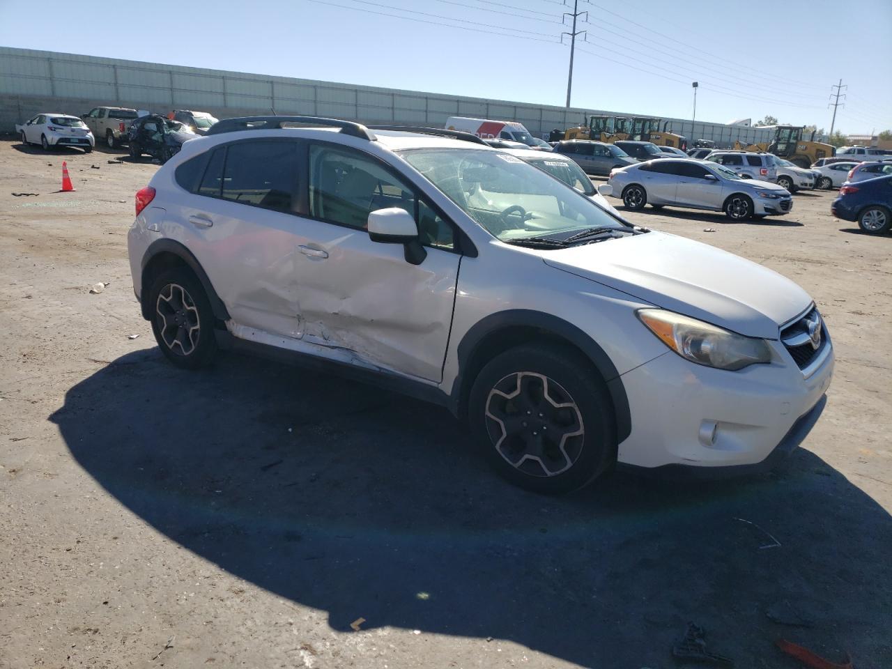 2014 SUBARU XV CROSSTR - Image 4
