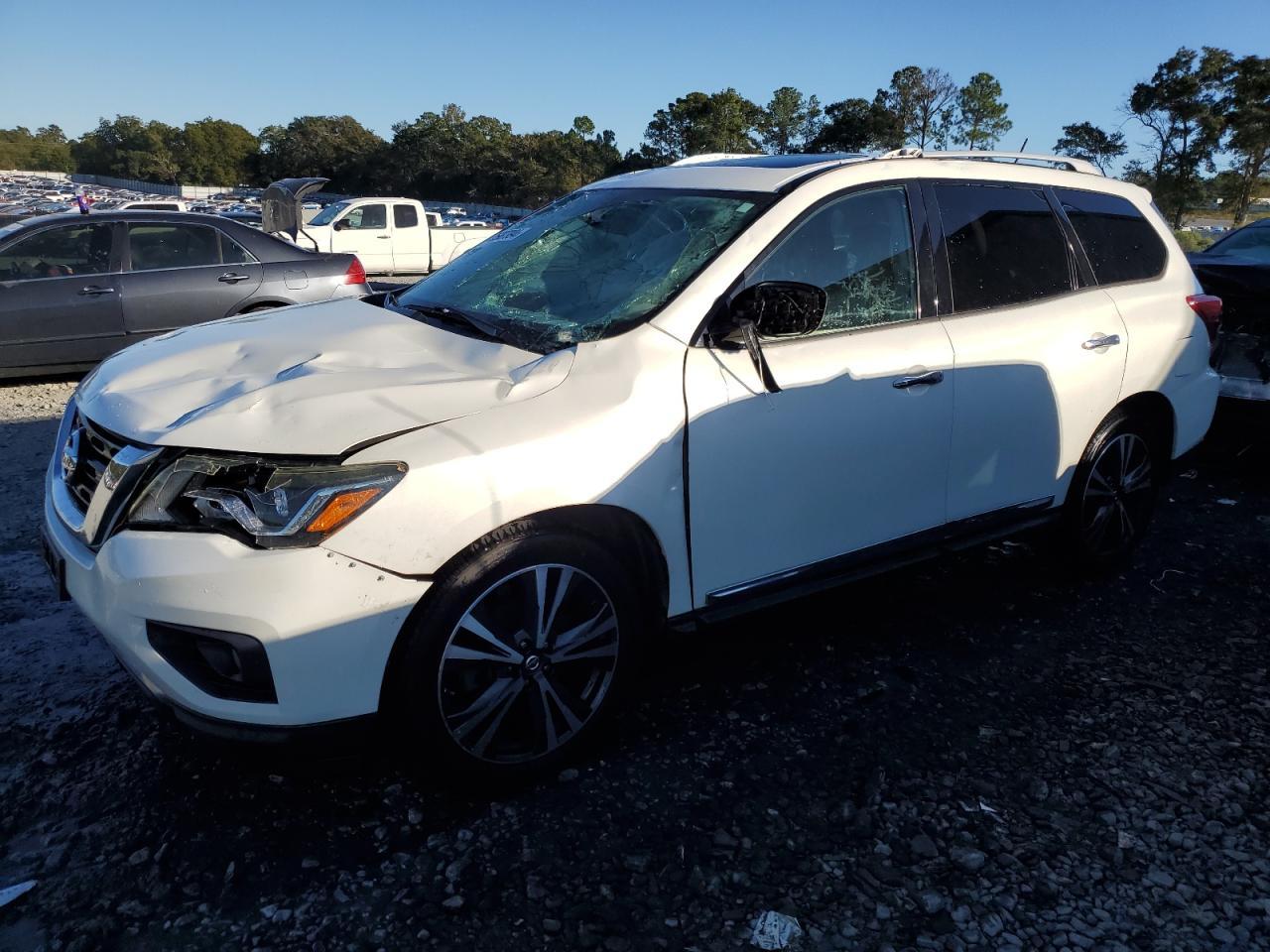 2017 NISSAN PATHFINDER