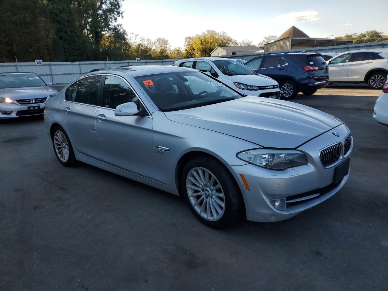 2011 BMW 535 XI - Image 4