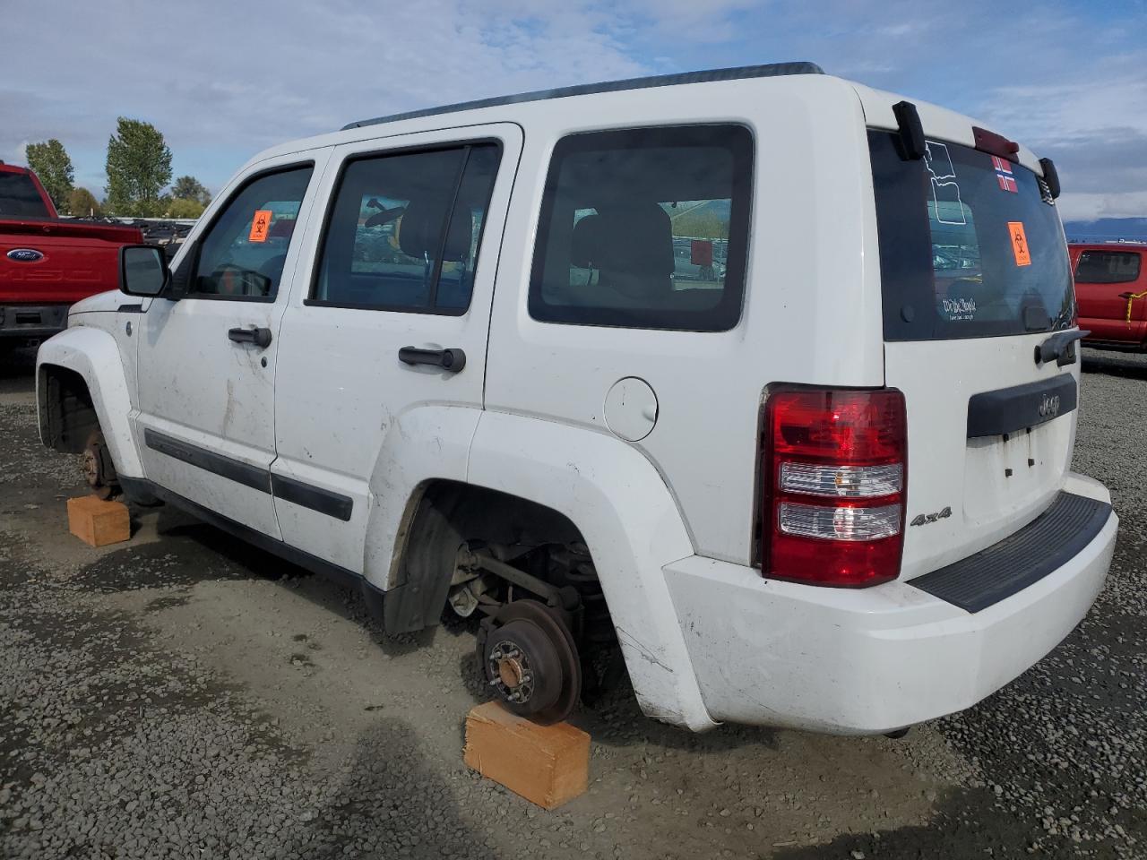 2011 JEEP LIBERTY SP - Фото 2