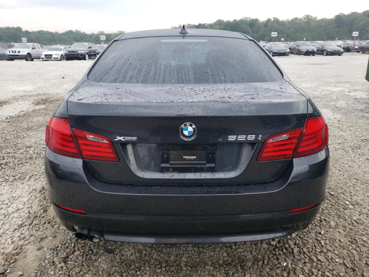 2013 BMW 528 XI - Image 6