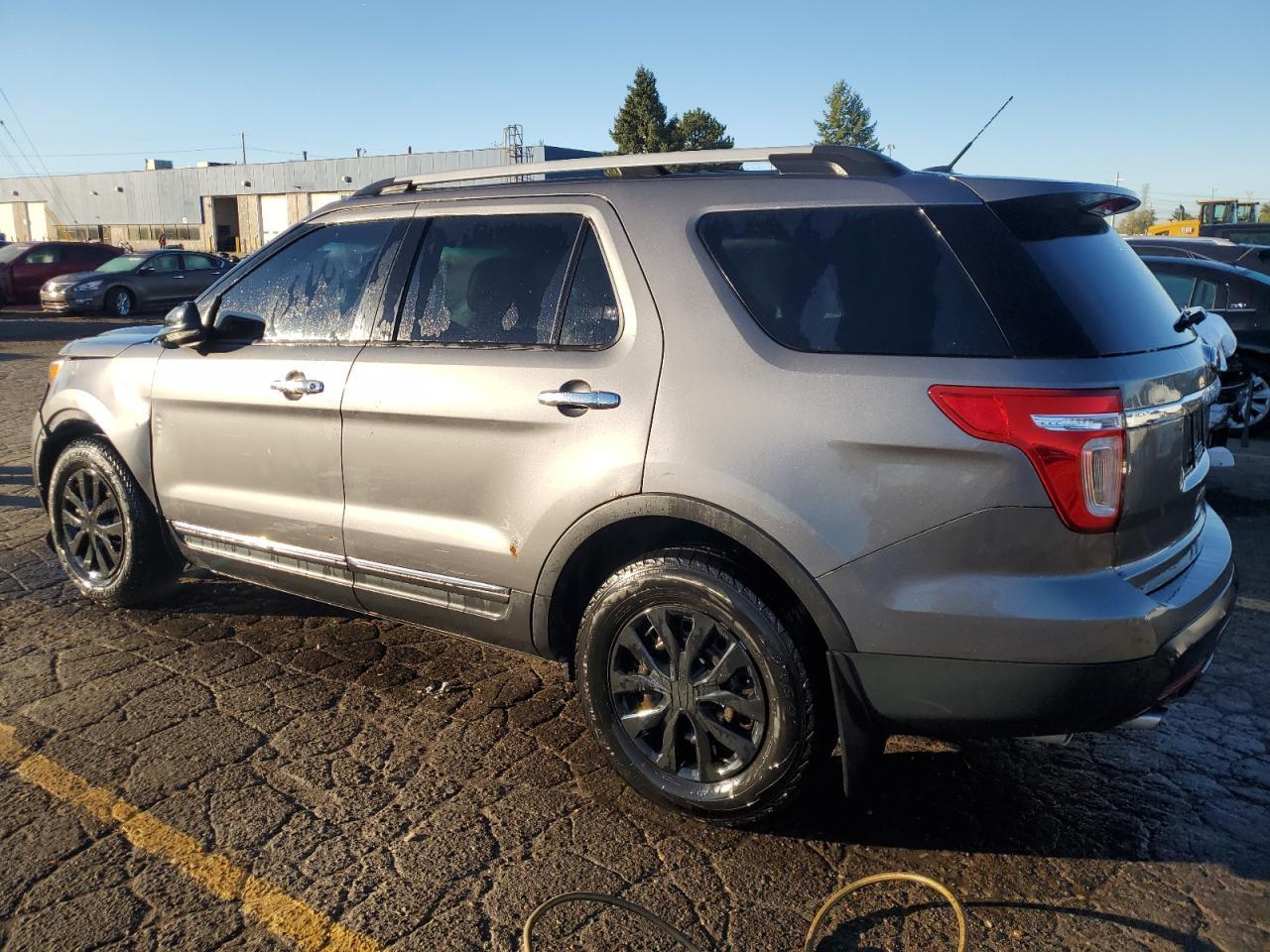 2013 FORD EXPLORER X - Image 2