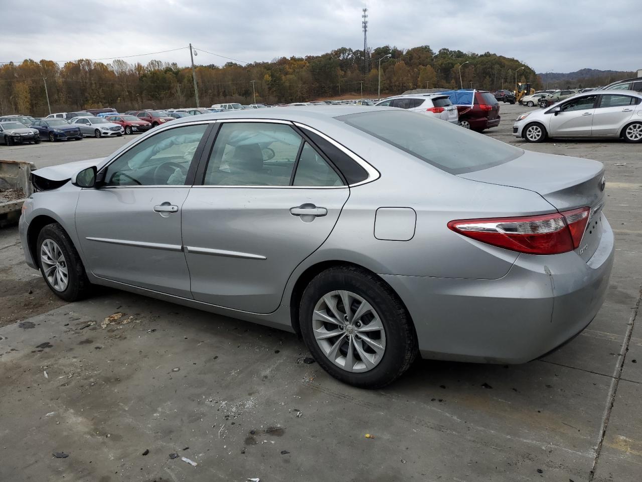 2017 TOYOTA CAMRY LE - Image 2