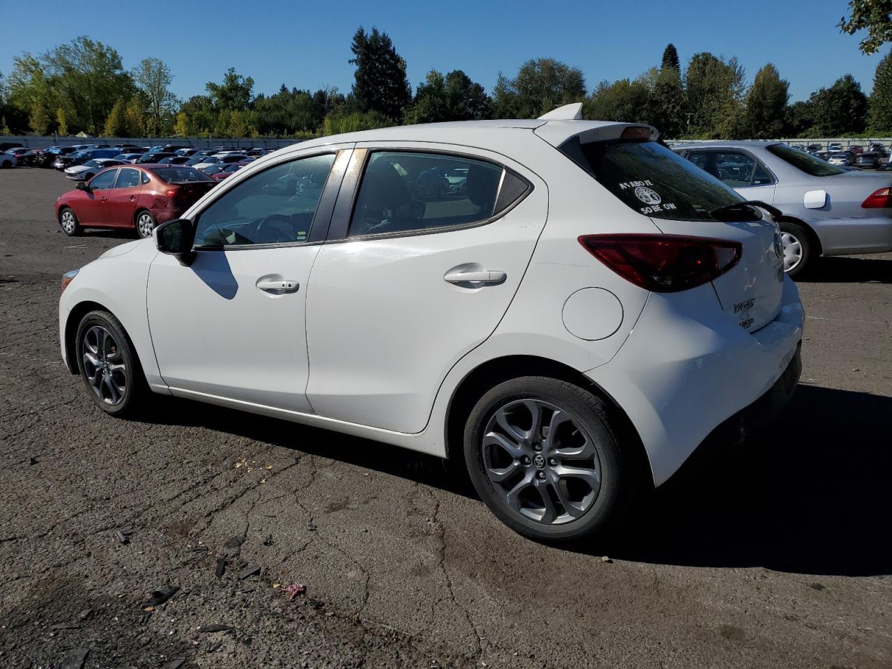 2020 TOYOTA YARIS LE - Image 2