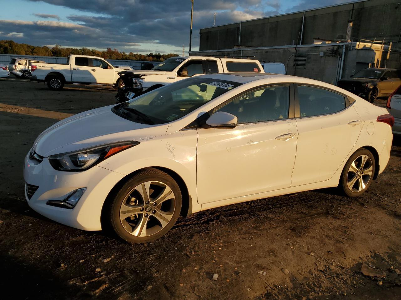 2015 HYUNDAI ELANTRA SE