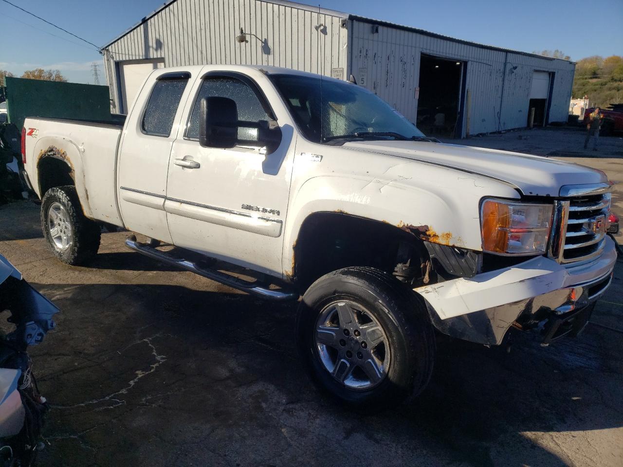 2011 GMC SIERRA K15 - Фото 4