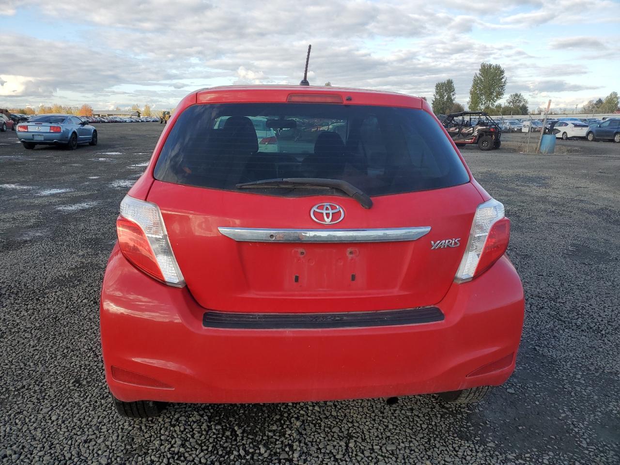 2013 TOYOTA YARIS - Фото 6