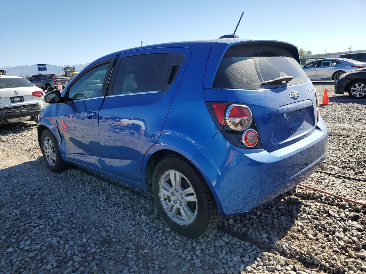 2016 CHEVROLET SONIC LT - Image 2