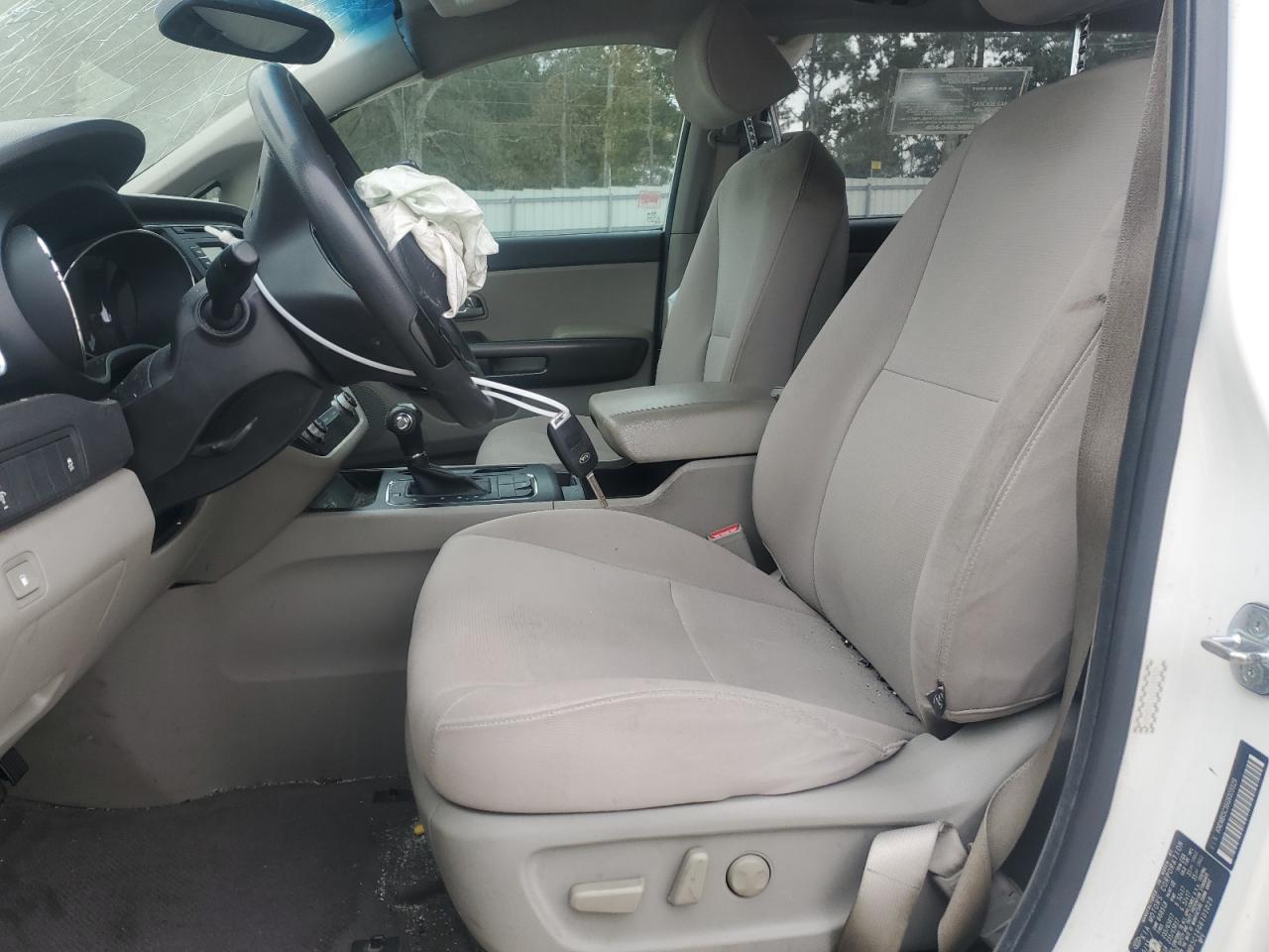 2016 KIA SEDONA LX - Фото 7