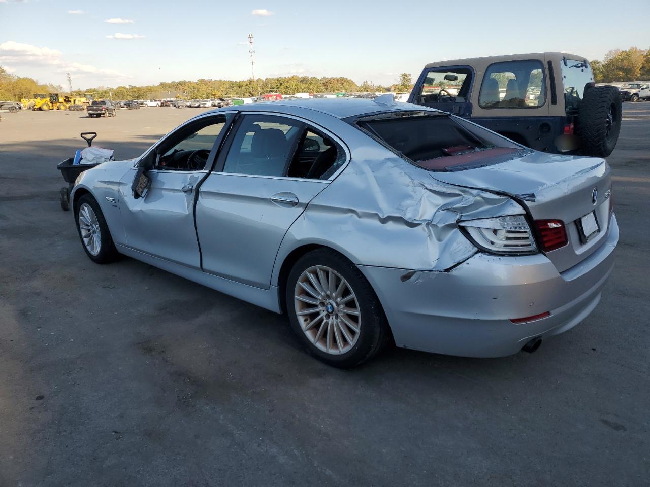 2011 BMW 535 XI - Image 2