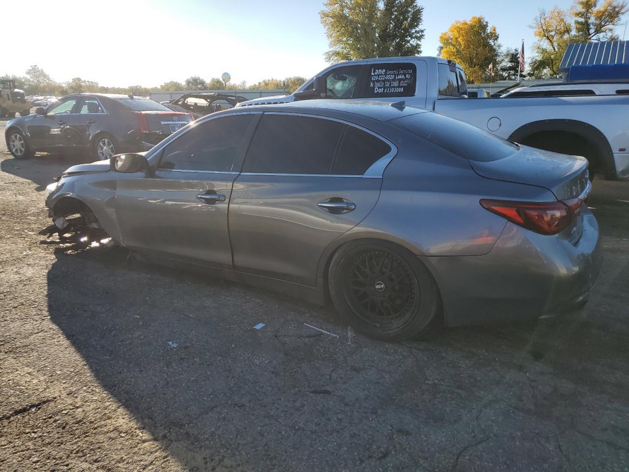 2018 INFINITI Q50 LUXE - Image 2