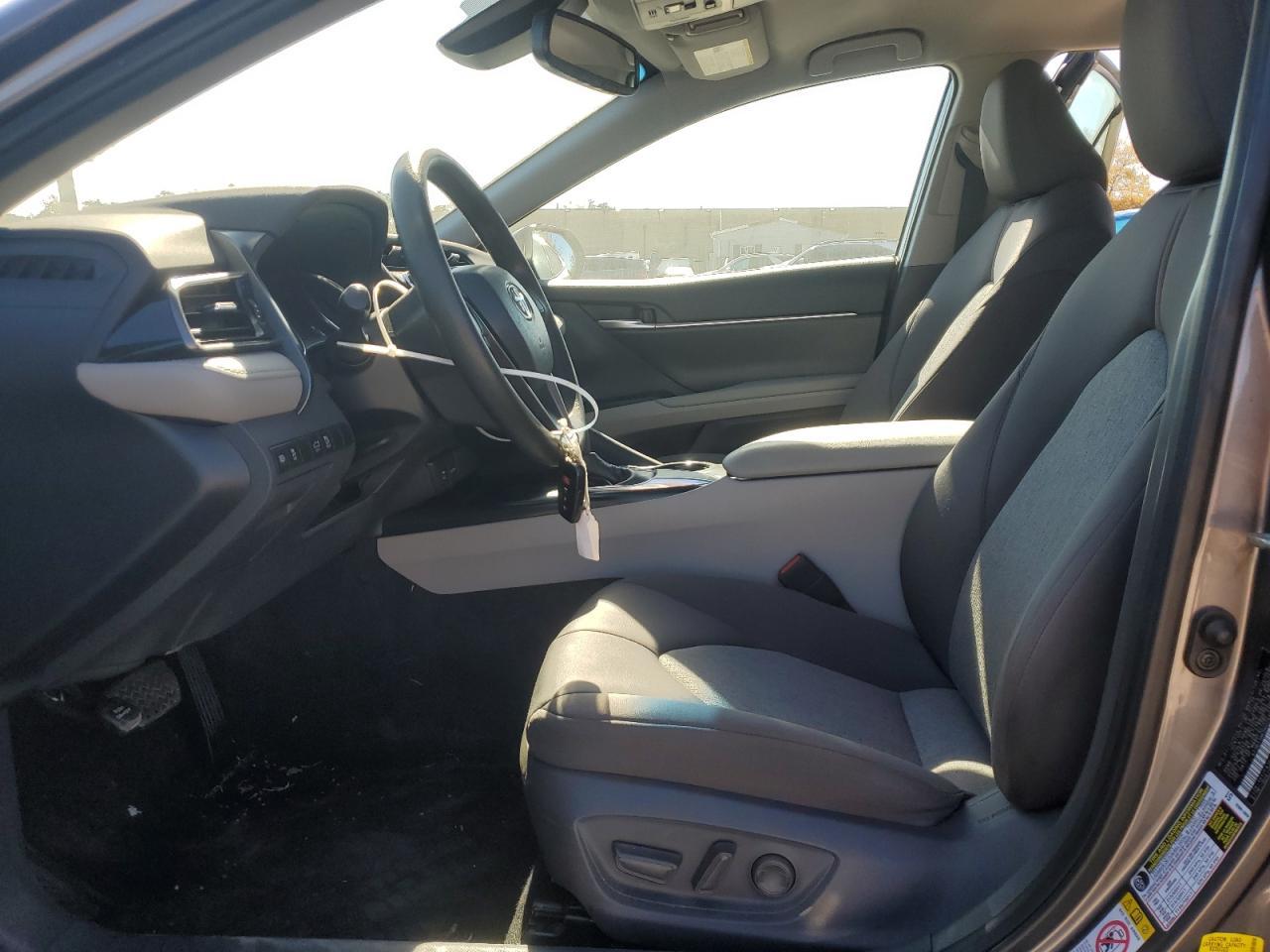 2019 TOYOTA CAMRY L - Image 7