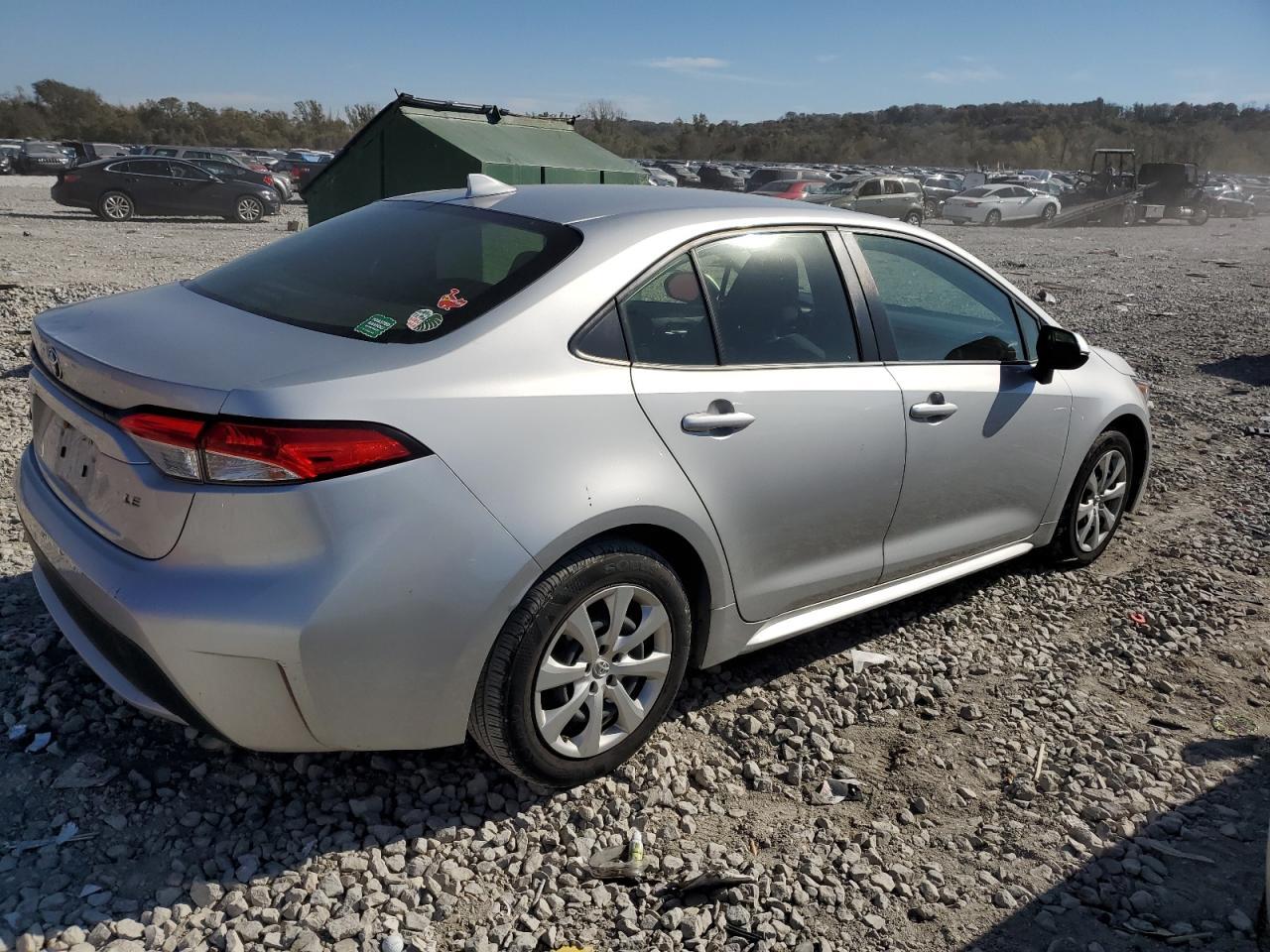 2020 TOYOTA COROLLA LE - Фото 3