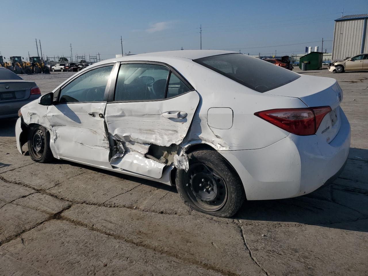 2018 TOYOTA COROLLA L - Image 2