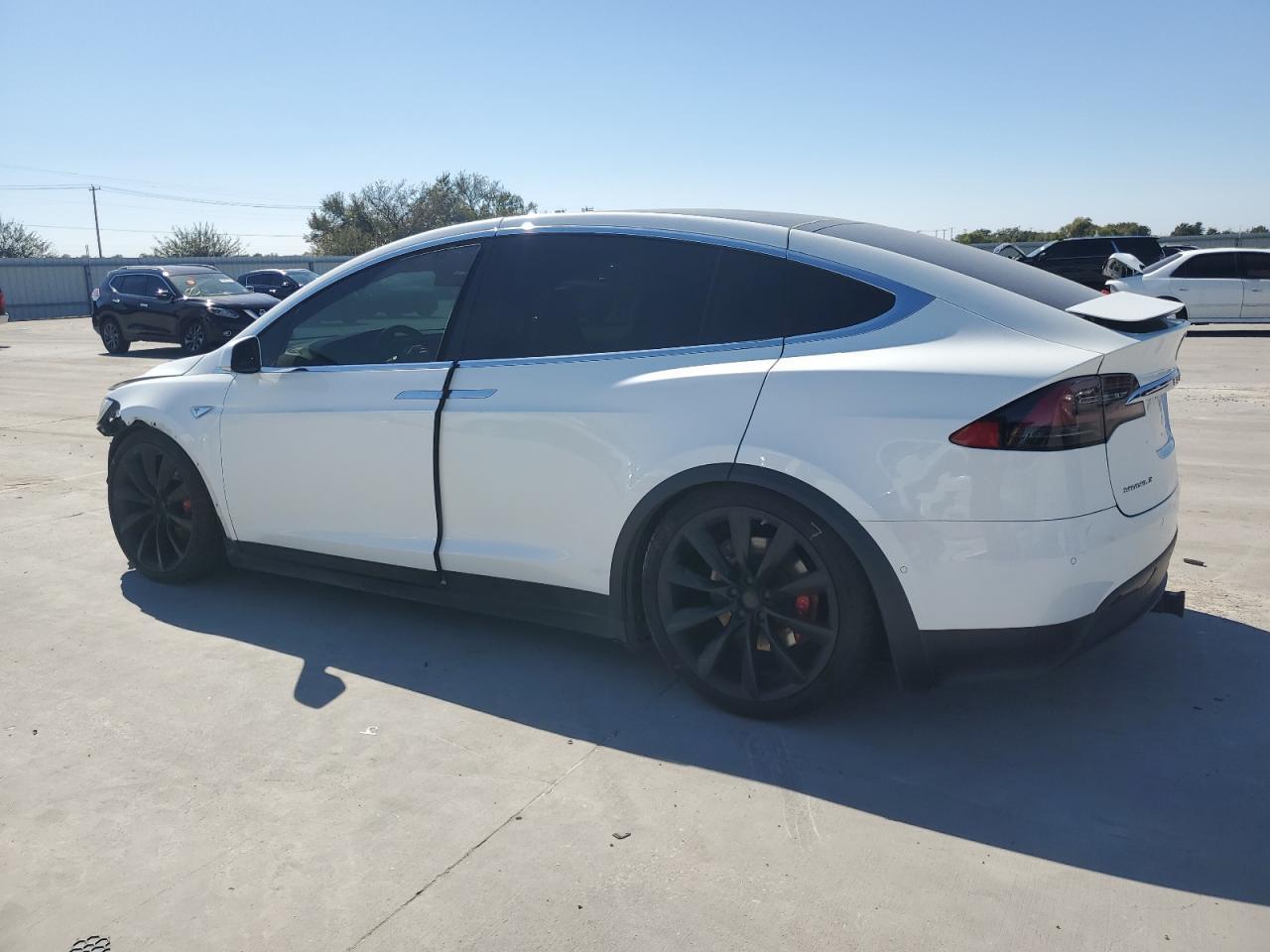 2016 TESLA MODEL X - Фото 2