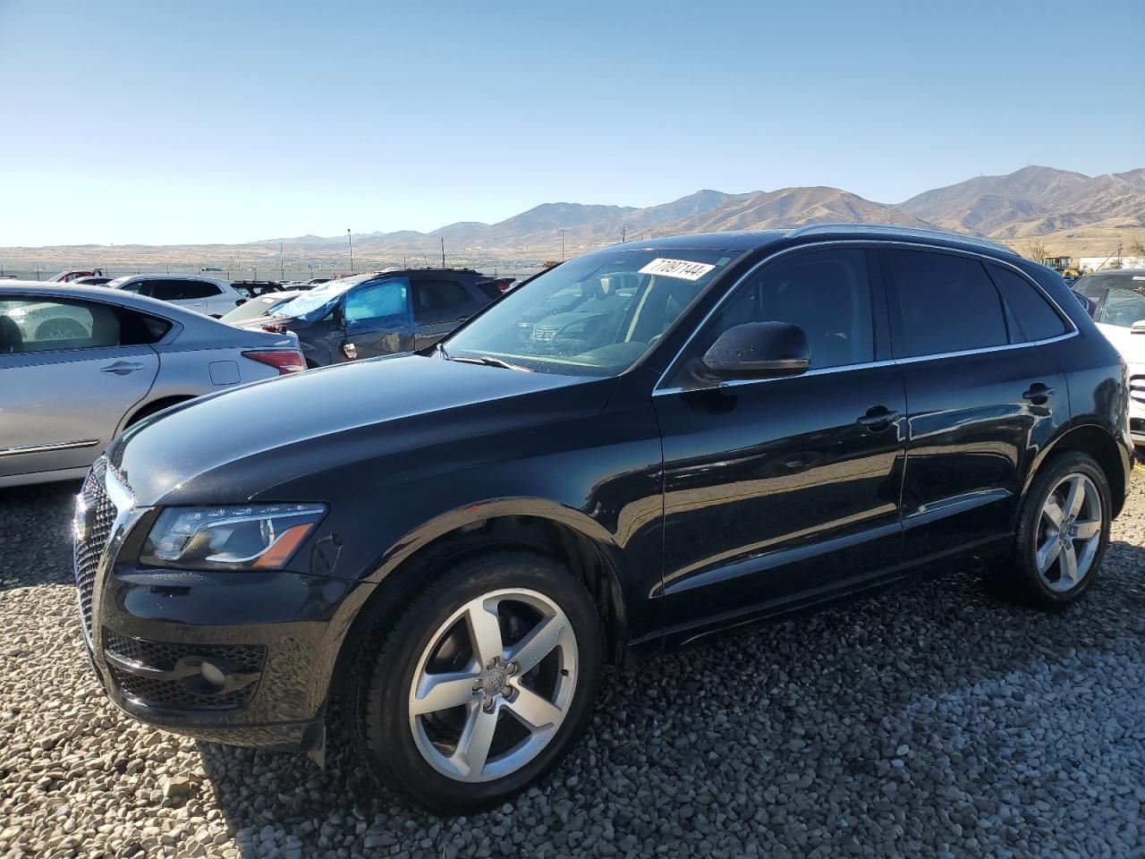 2011 AUDI Q5 PREMIUM